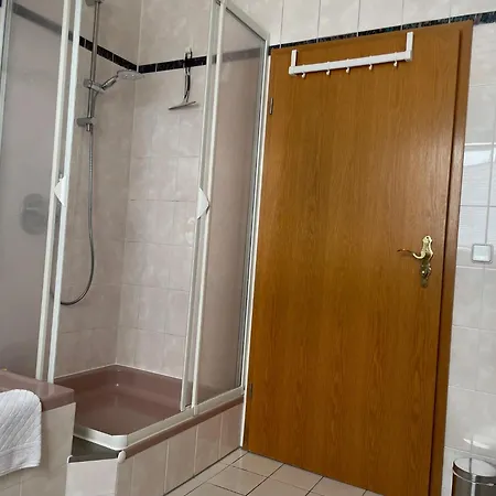 شقة Ferienwohnung Heilsbronn *