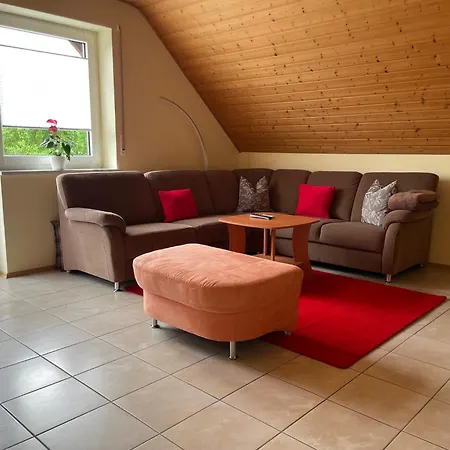 شقة Ferienwohnung Heilsbronn